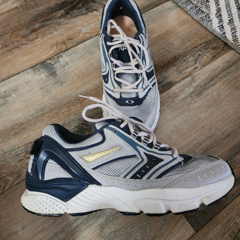 Apex Rhino Runner Mens 9.5 X Wide Sneaker